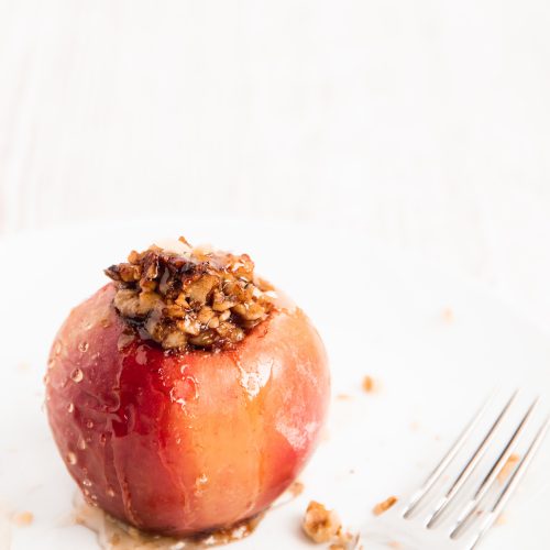 Baked Apples With Walnuts