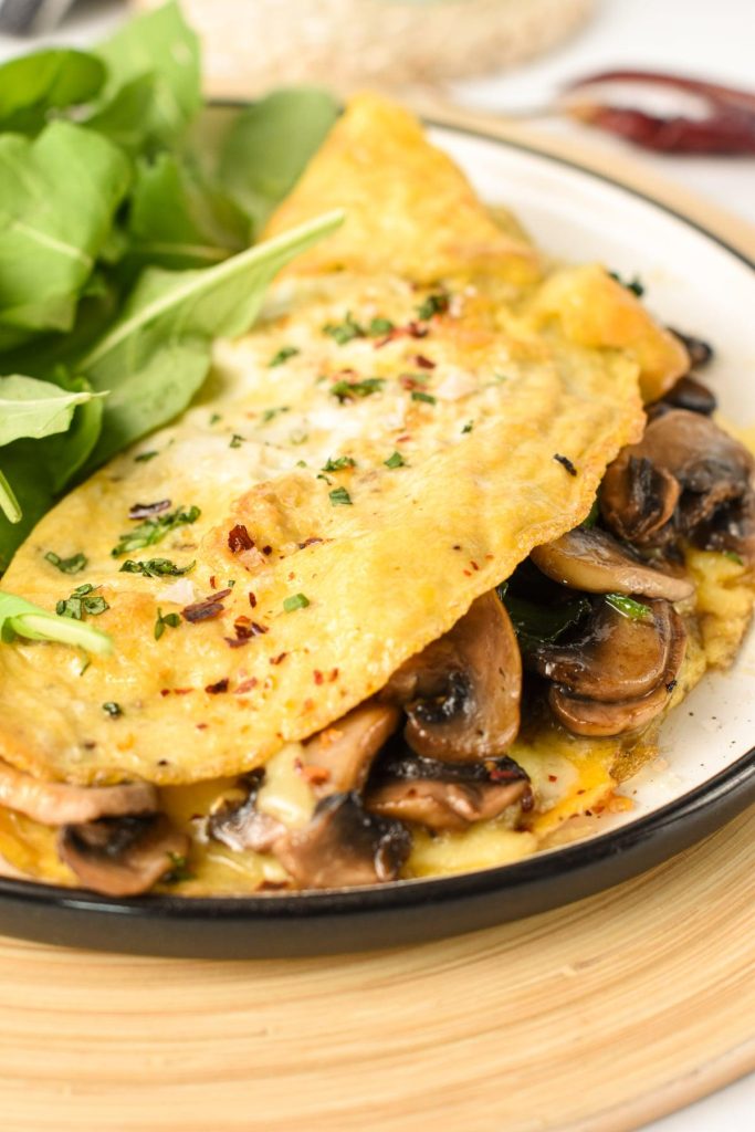 Omelet With Spinach And Mushrooms